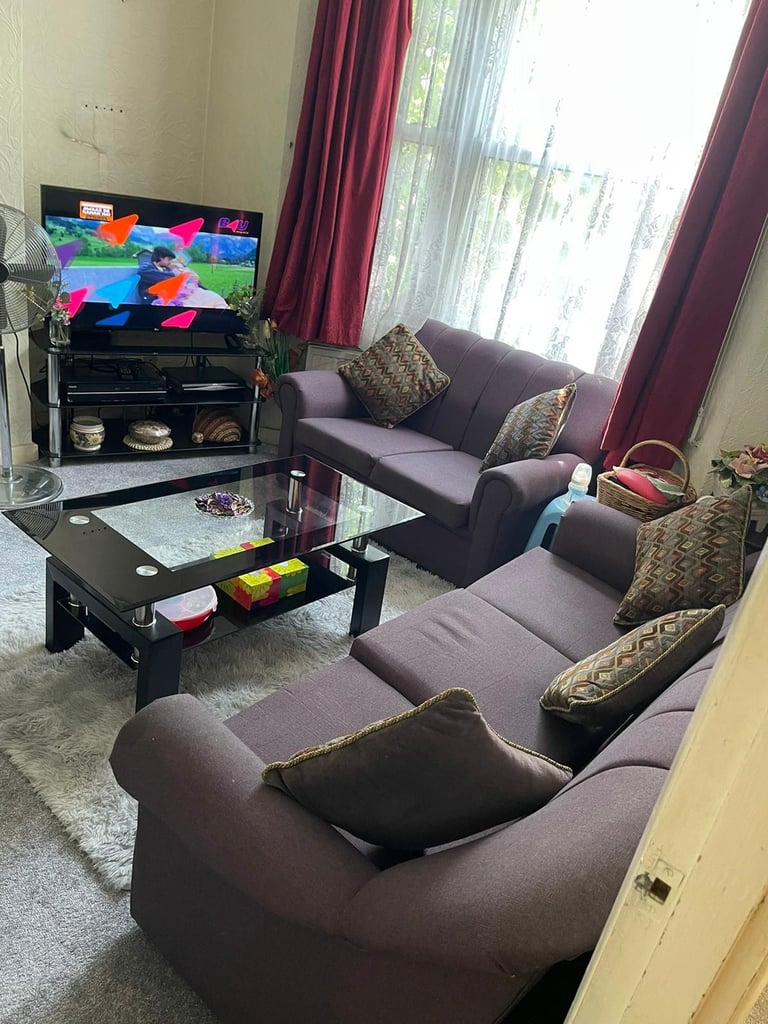Spacious & Cosy Box Room For Rent AT E15 3PY