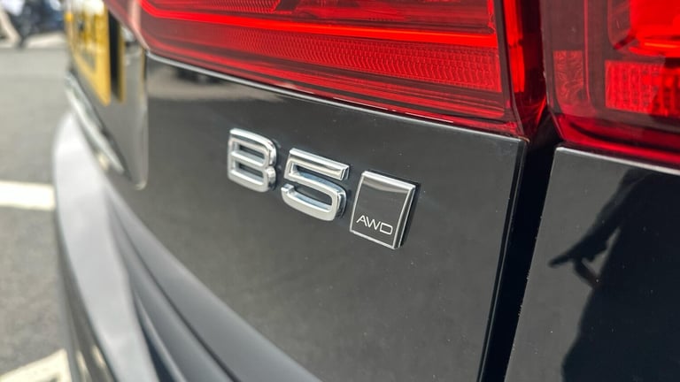 2021 Volvo XC60 2.0 B5P Inscription 5dr AWD Geartronic ESTATE PETROL Automatic