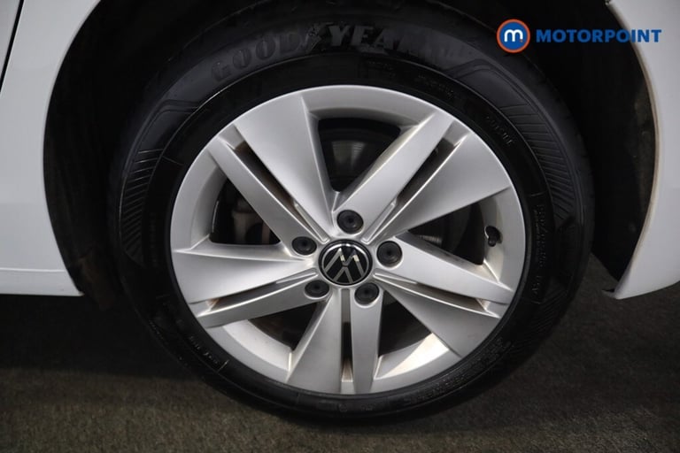 2020 Volkswagen Golf 1.5 eTSI 150 Life 5dr DSG Hatchback Petrol Automatic
