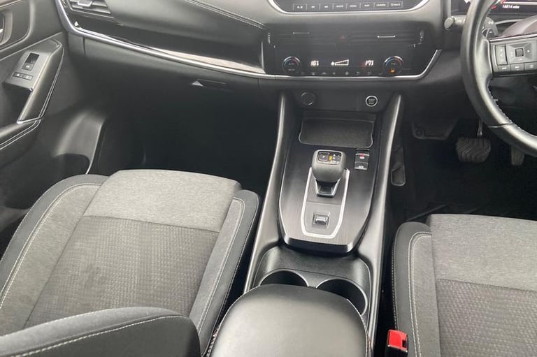 2022 Nissan Qashqai 1.3 DiG-T MH 158 N-Connecta 5dr Xtronic HATCHBACK PETROL Automatic