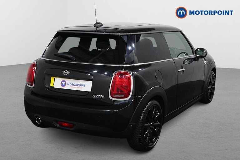 2018 MINI Hatch 1.5 Cooper II 3dr Auto [Chili-Nav-Plus Pack] Hatchback Petrol Automatic
