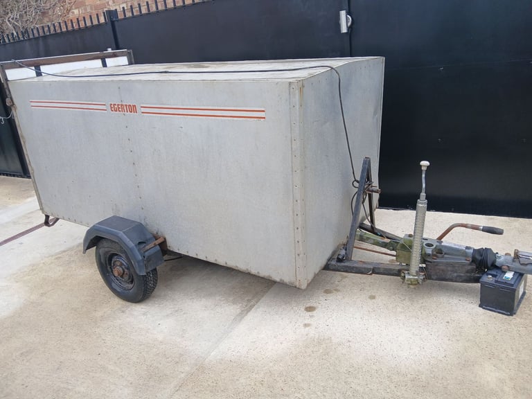 Metal indespension box trailer with rear ramp for sale