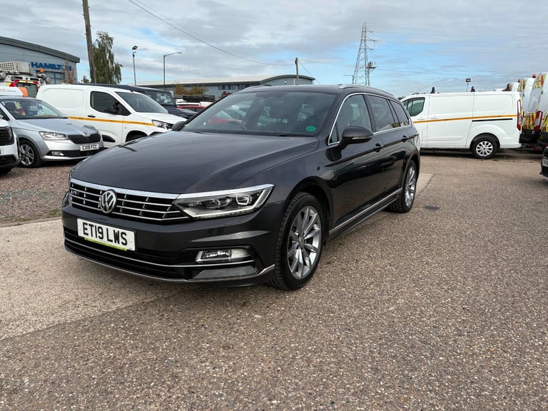image for 2019 Volkswagen Passat 1.5 TSI EVO 150 R-Line 5dr [Panoramic Roof] ESTATE Petrol Manual