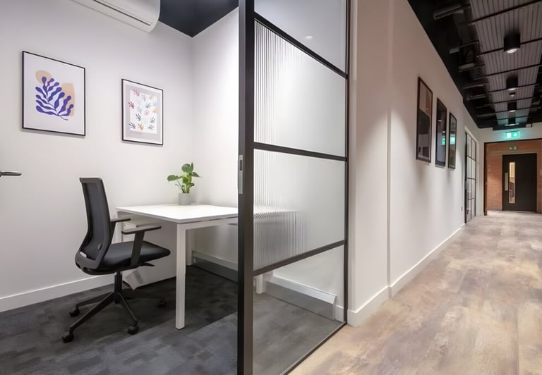 4 to 50 Person Private Office Suites to rent in *Southwark*, Central London SE1