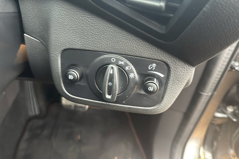  Ford Kuga 2.0 Tdci St Line X Suv 5dr Diesel Powershift Awd Euro 6 s/s 180 Ps