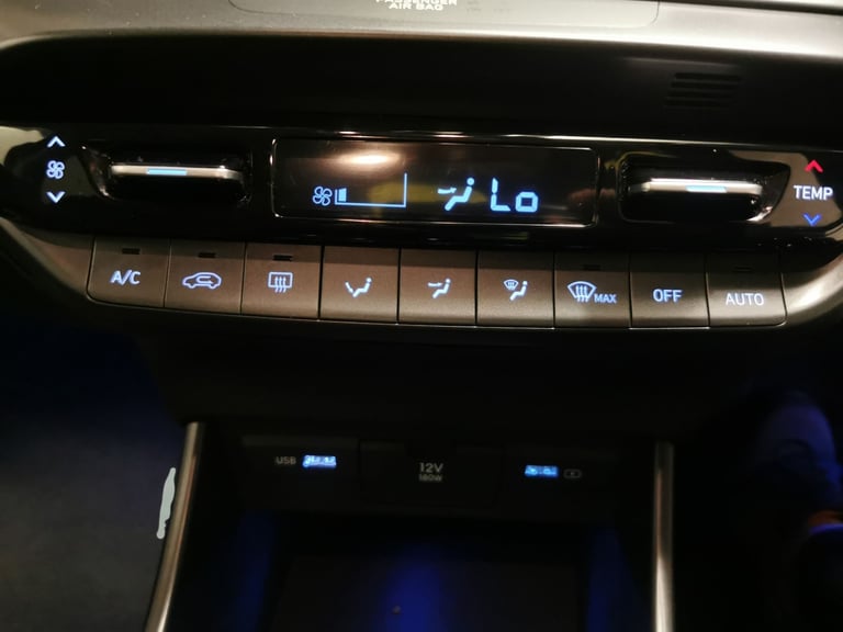 2021 Hyundai i20 1.0 T-GDi MHEV Premium Hatchback 5dr Petrol Hybrid Manual Euro 6 (s/s) (100 Hatc...