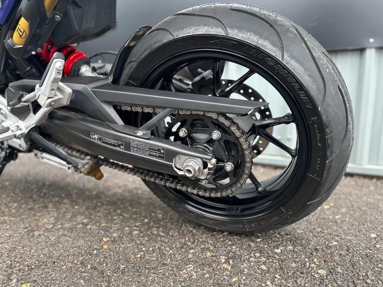 2019/69 BMW F900R SE Motorcycle 