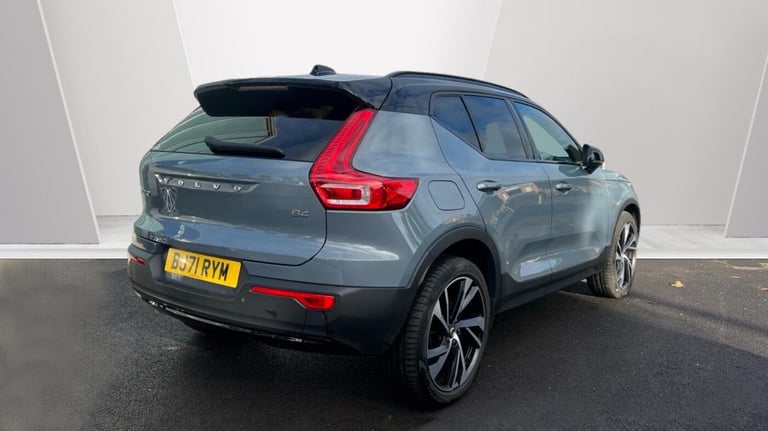 2021 Volvo XC40 2.0 B4P R DESIGN Pro 5dr Auto SUV Petrol Automatic