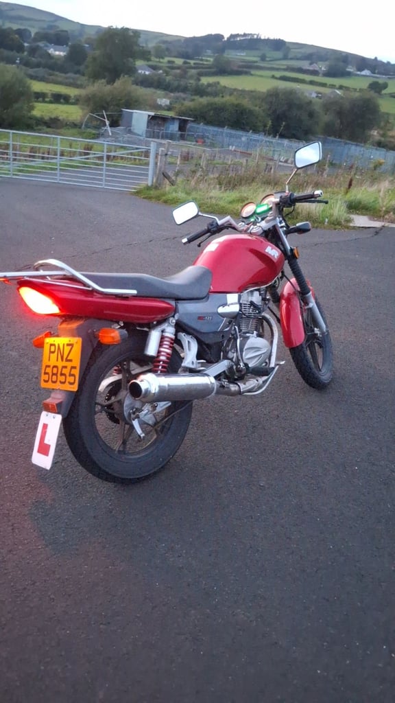 Moto-Roma, SK, 2011, 124 (cc)