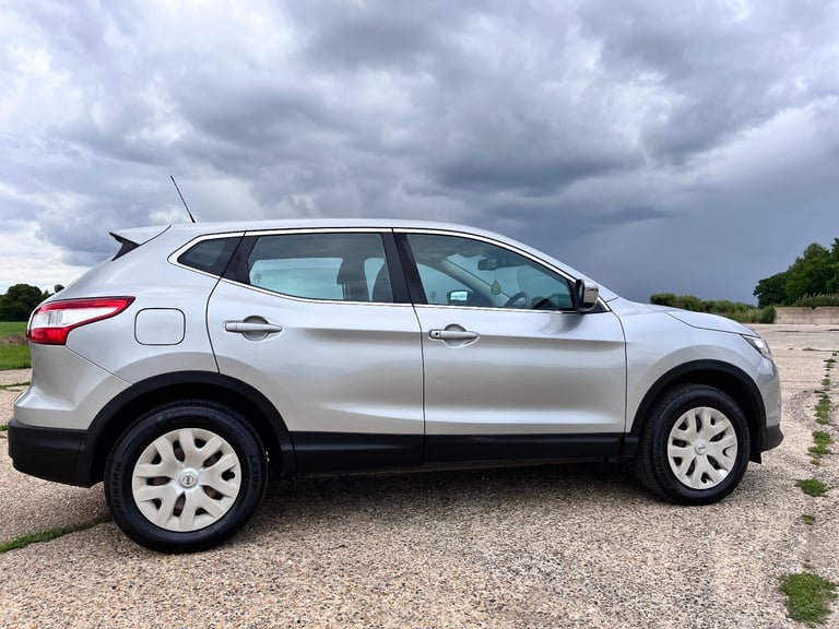 Nissan, QASHQAI, Hatchback, 2016, Manual, 1461 (cc), 5 doors