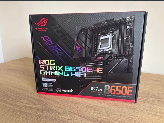 💻 High-End Gaming PC – Ryzen 9 7900 / RTX 3070 / 32GB DDR5 – MINT