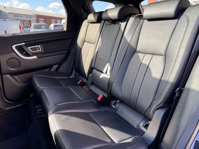 2019 Land Rover Discovery Sport 2.0 Discovery Sport Landmark TD4 Automatic 4WD 5dr - NATIONAL DEL...