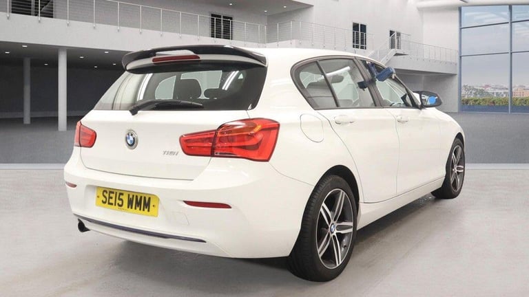 2015 BMW 1 Series 118i Sport 5dr HATCHBACK PETROL Manual