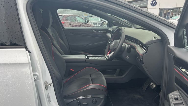2025 Volkswagen ID.7 250kW 4MOTION GTX Plus 86kWh 5dr Auto Electric Estate Estate Electric Automatic