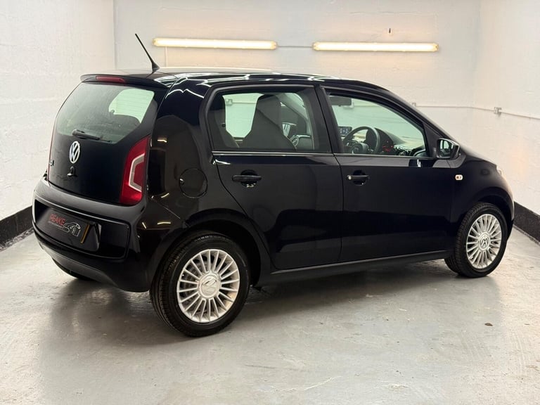 2014 Volkswagen 1.0 High UP! Petrol/Manual/5DR