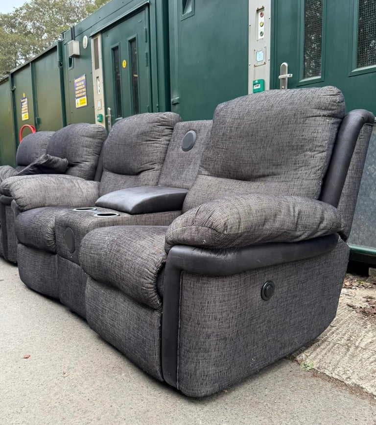 Beautiful 3 and 2 Seater Recliner Sofas for Sale