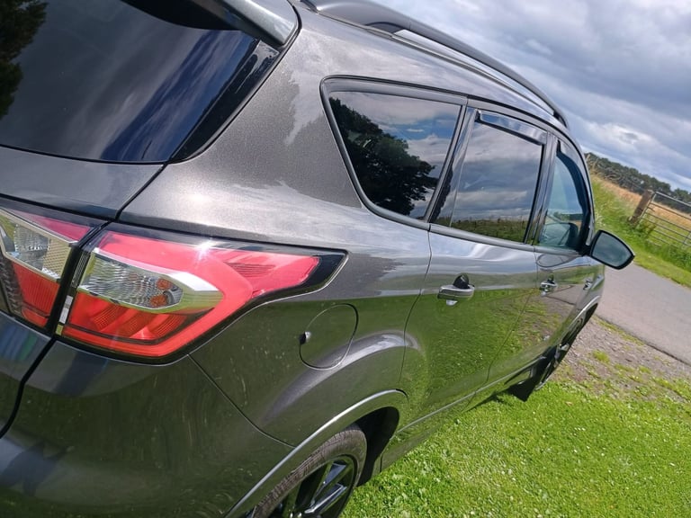 Ford, KUGA, Hatchback, 2019, Manual, 1997 (cc), 5 doors