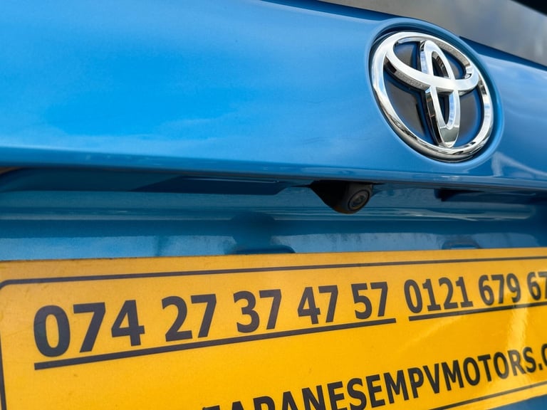 2019 TOYOTA PRIUS 1.8L Petrol Hybrid Electric Euro 6 Automatic 5 Seater 5 Doors