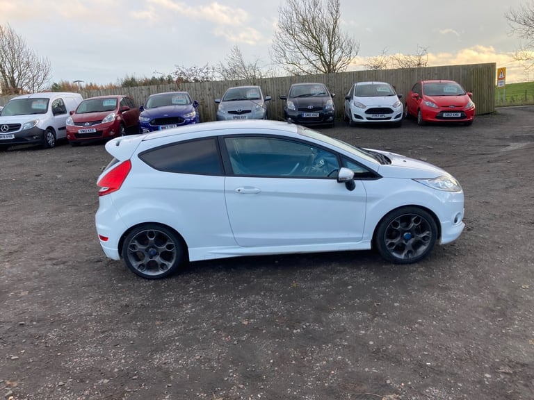 2010 Ford Fiesta 1.6 Zetec S 3dr HATCHBACK Petrol Manual