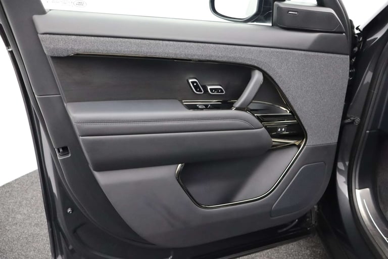 2023 Land Rover Range Rover Sport 3.0 Range Rover Sport Autobiography D MHEV Auto 4WD 5dr SUV Die...