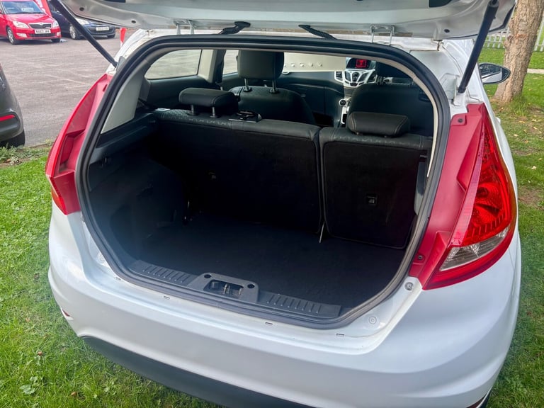 2011 Ford Fiesta 1.25 Zetec 3dr [82] HATCHBACK Petrol Manual