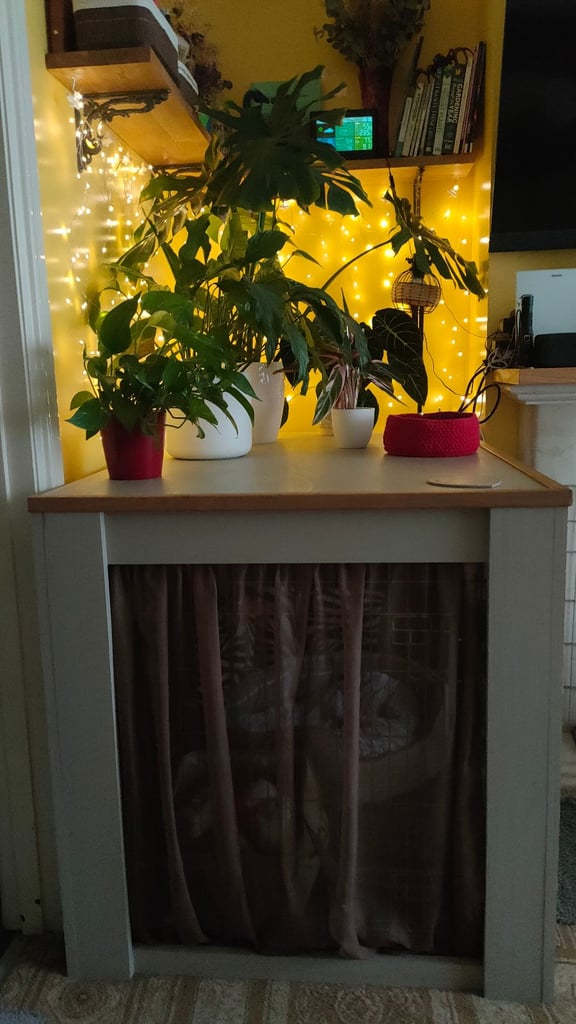 Extra Large dog crate with table