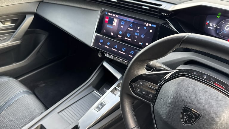 2022 Peugeot 308 1.2 PureTech Allure Premium 5dr EAT8 Petrol Hatchback Hatchback Petrol Automatic