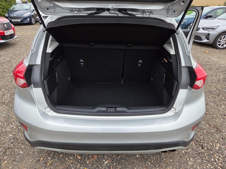 2020 Ford Focus 1.0T EcoBoost Active Auto Euro 6 (s/s) 5dr Petrol