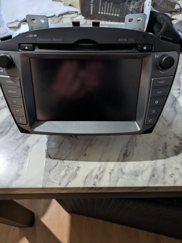image for Hyundai ix35 stereo with sat nav