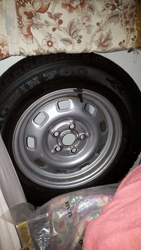 image for VW wheels and tyres 1994:T4 Wheels and tyres Inc Wheel trims open to offers 