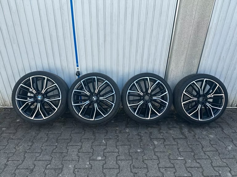image for BMW 5 Series G30/G31 Genuine 20” M Y-Spoke 846 (M846) Alloy Wheel & Summer Tyre Set
