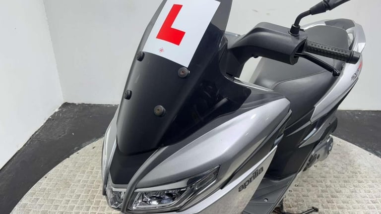 Aprilia SXR 50 2022 RUNNING PROJECT SCOOTER 50CC BIKE 1 OWNER