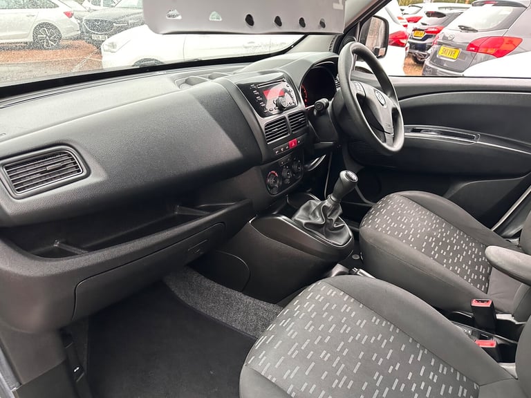 2016 Vauxhall Combo 1.3 CDTi 2300 ecoFLEX 16v Panel Van 3dr Diesel Manual FWD