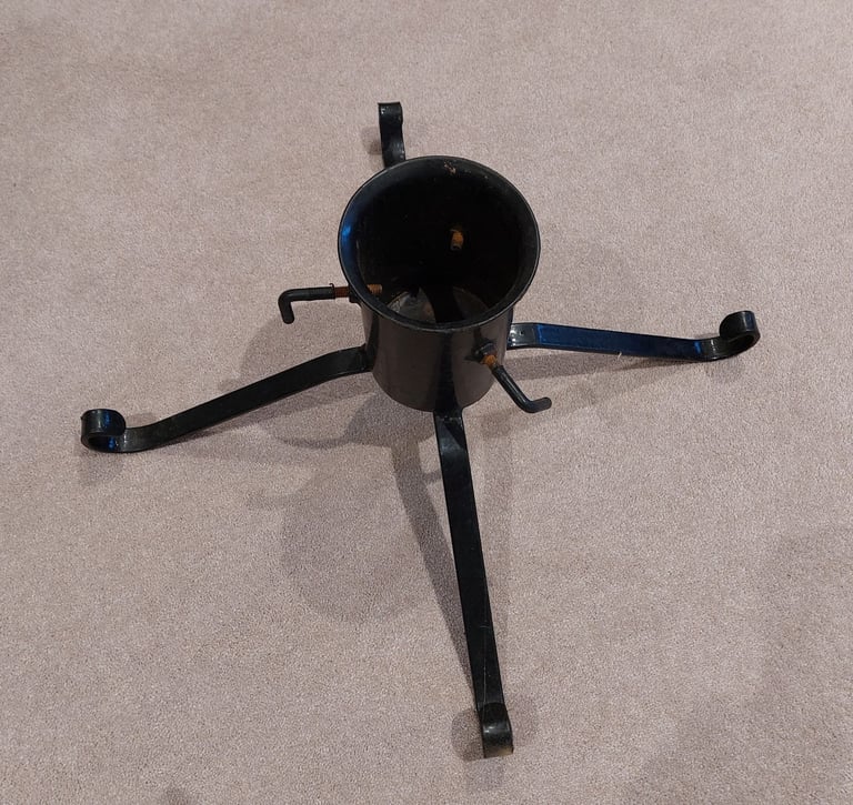 christmas tree stand