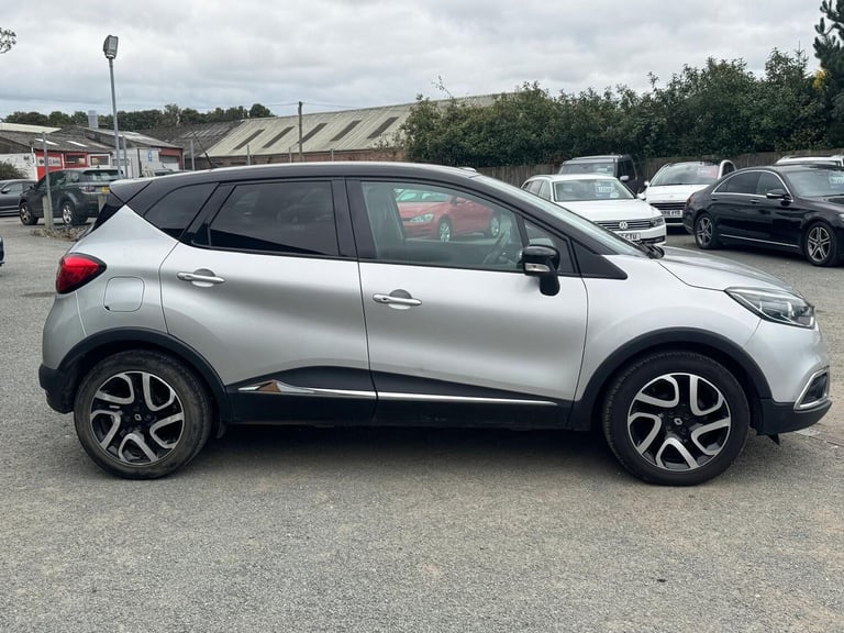 2015 Renault Captur 0.9 TCe ENERGY Signature Euro 5 (s/s) 5dr HATCHBACK Petrol Manual