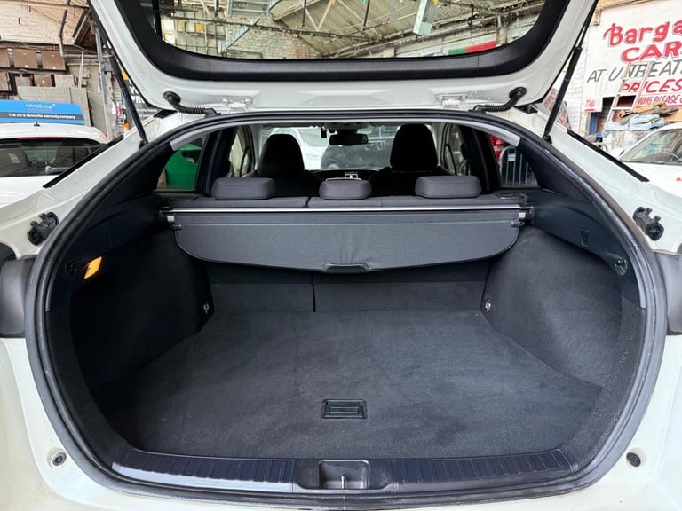 TOYOTA PRIUS 1.8 VVT-h Business Edition 1970