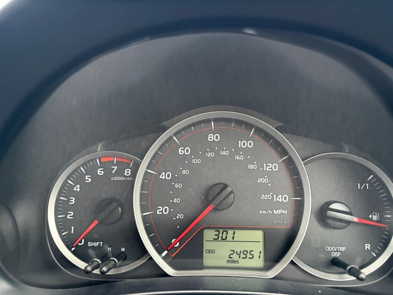 2012 Toyota Yaris 1.33 VVT-i TR 5dr HATCHBACK Petrol Manual