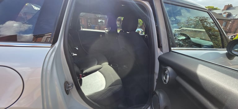 2015 MINI Hatch 1.5 Cooper 5dr HATCHBACK Petrol Manual