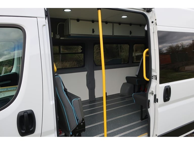 2024 Peugeot Boxer 2.2 BlueHDi 335 L3 H2 Professional Premium + Wheelchair Accessible Minibus  Mi...
