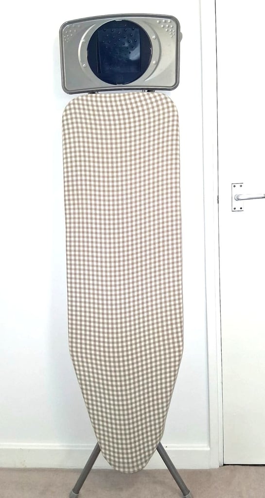IRONING BOARD EXTRA WIDE/ FOLDABLE / AND  TEFAL IRON IN PERFECTLY CONDITION