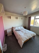 Double room to let 