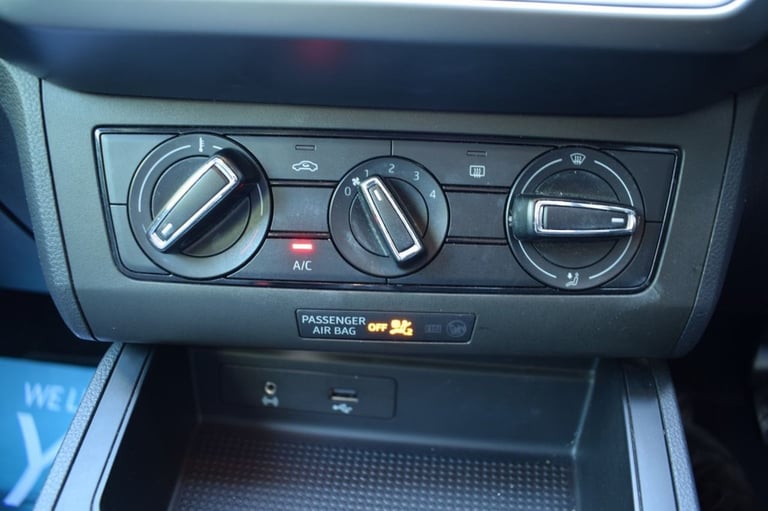 2017 SEAT Ibiza 1.0 MPI SE Hatchback 5dr Petrol Manual Euro 6 (s/s) (75 ps) Hatchback Petrol Manual