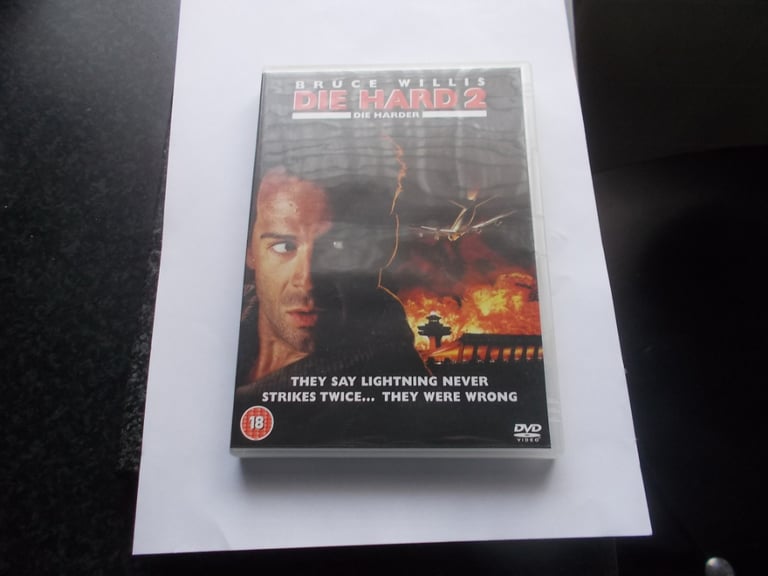 DIEHARD  / BRUCE WILLIS   X   2   