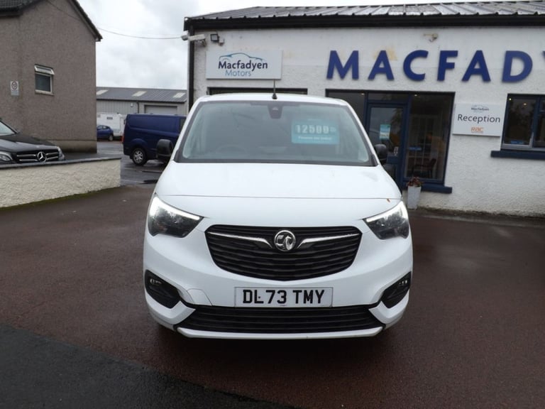 2023 Vauxhall Combo 1.5 Turbo D 2300 Pro Panel Van 6dr Diesel Manual L2 H1 Euro 6 (s/s) (100 ps P...