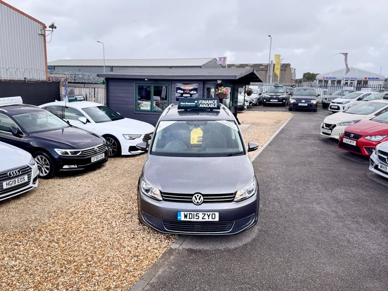 2015 Volkswagen Touran 1.6 TDI 105 BlueMotion Tech SE 5dr DSG MPV Diesel Automatic