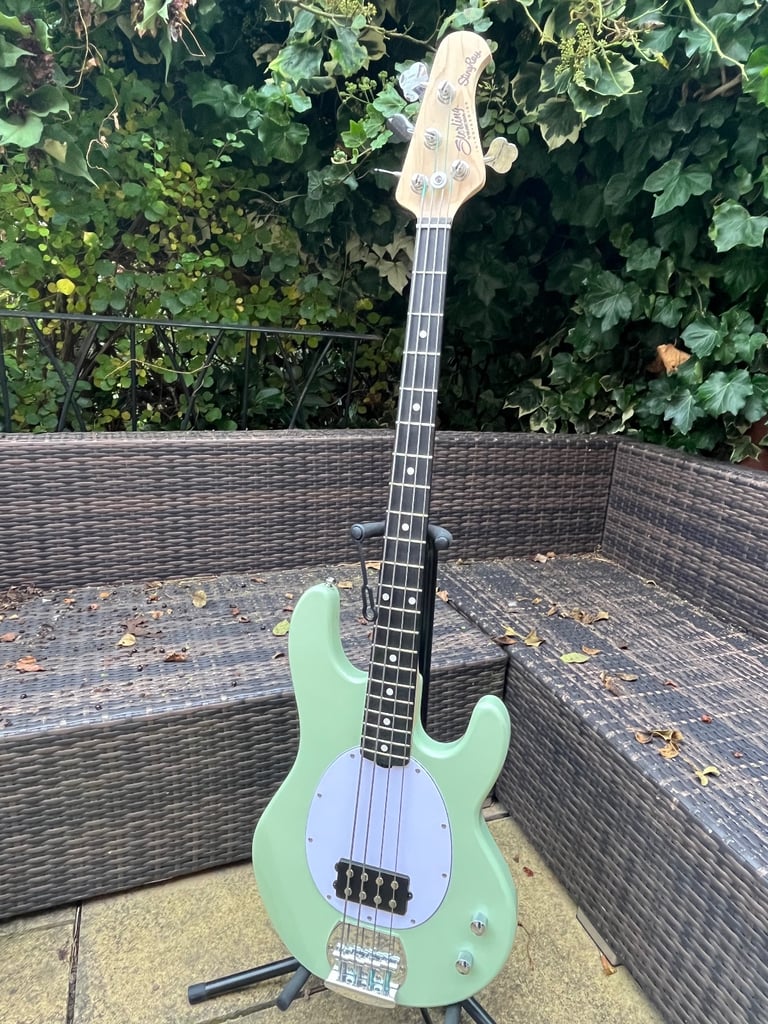 Musicman Sterling Sabre bass 
