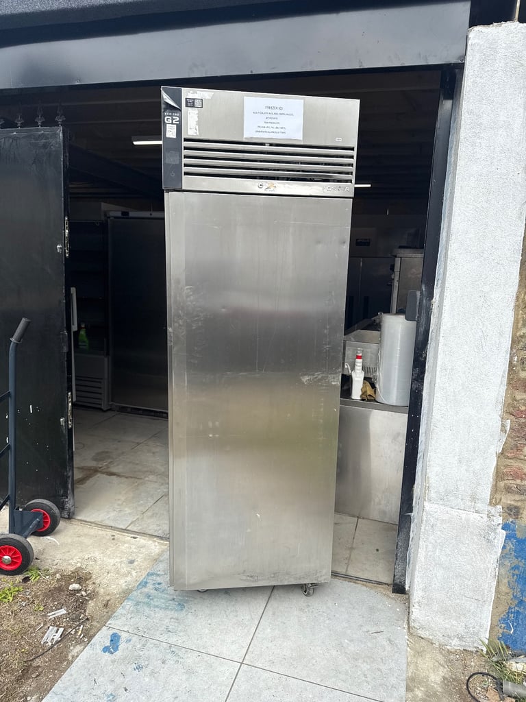 Commercial foster Williams fridge or freezer cafe shop restaurant 