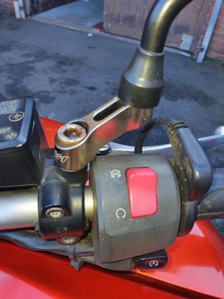 Kawasaki KLE650 A7F Versys 2007 - 26356 Miles - With side panniers