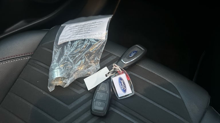 2023 Ford Puma 1.0 EcoBoost Hybrid mHEV Vivid Ruby Edition 5dr HATCHBACK PETROL Manual