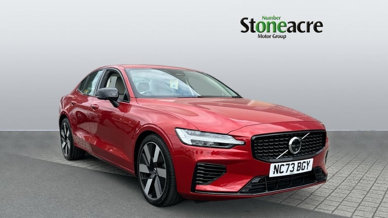 2024 Volvo S60 Plus Dark T8 (455 hp) SALOON Petrol/Electric Hybrid Automatic